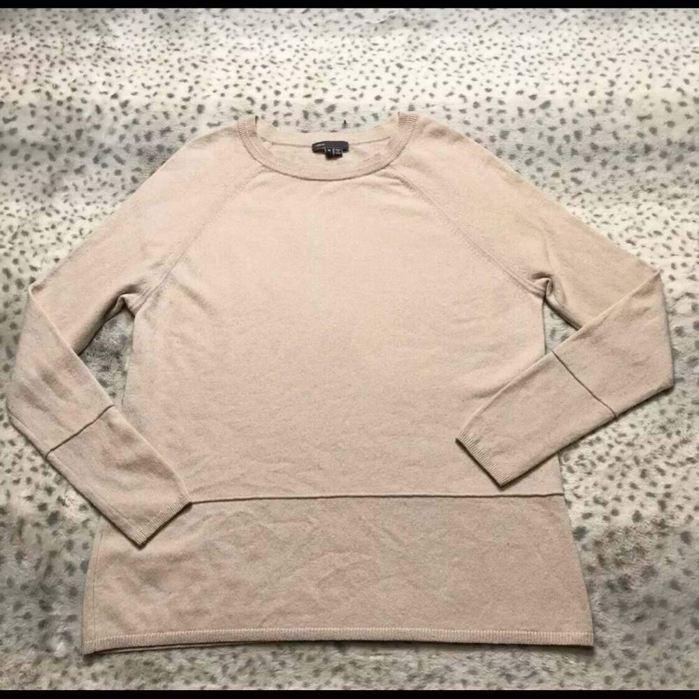 VINCE Blush Wool Sweater Size Medium Like New